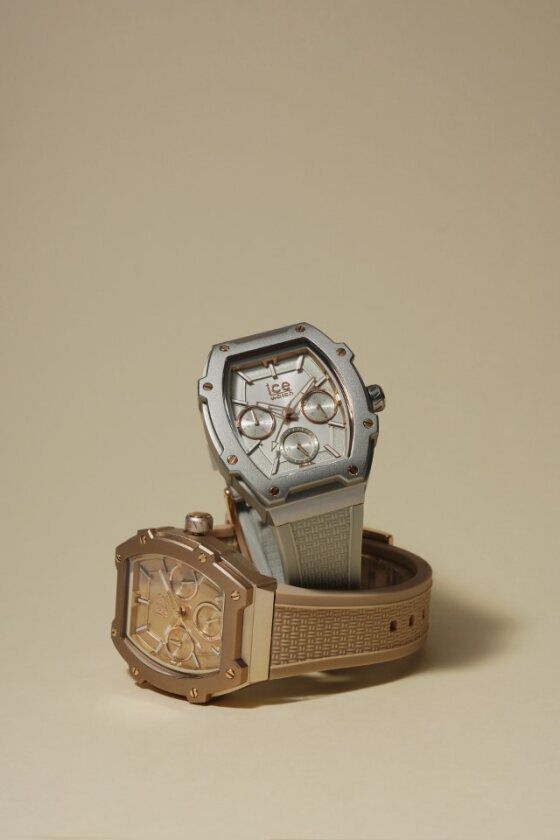 ICE-WATCH「〈ICE-WATCH(ｱｲｽｳｫｯﾁ)〉ICE boliday ｸﾞﾚｰｼｪｲｽﾞ Alu ｽﾓｰﾙ MT」|腕時計|