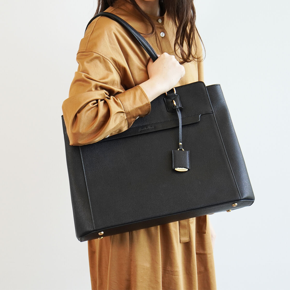 Jewelna Rose「ジュエルナローズ リモハピ トートバッグ A4サイズ PC収納 通勤 リモートワーク 15.6インチ 10771」|トートバッグ|