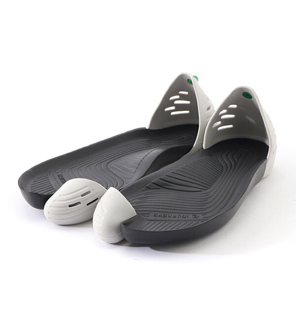  「JUNGLE  【　BODY&times;INSOLE　L.Grey&times;Black】」|サンダル|L.Grey&times;Black