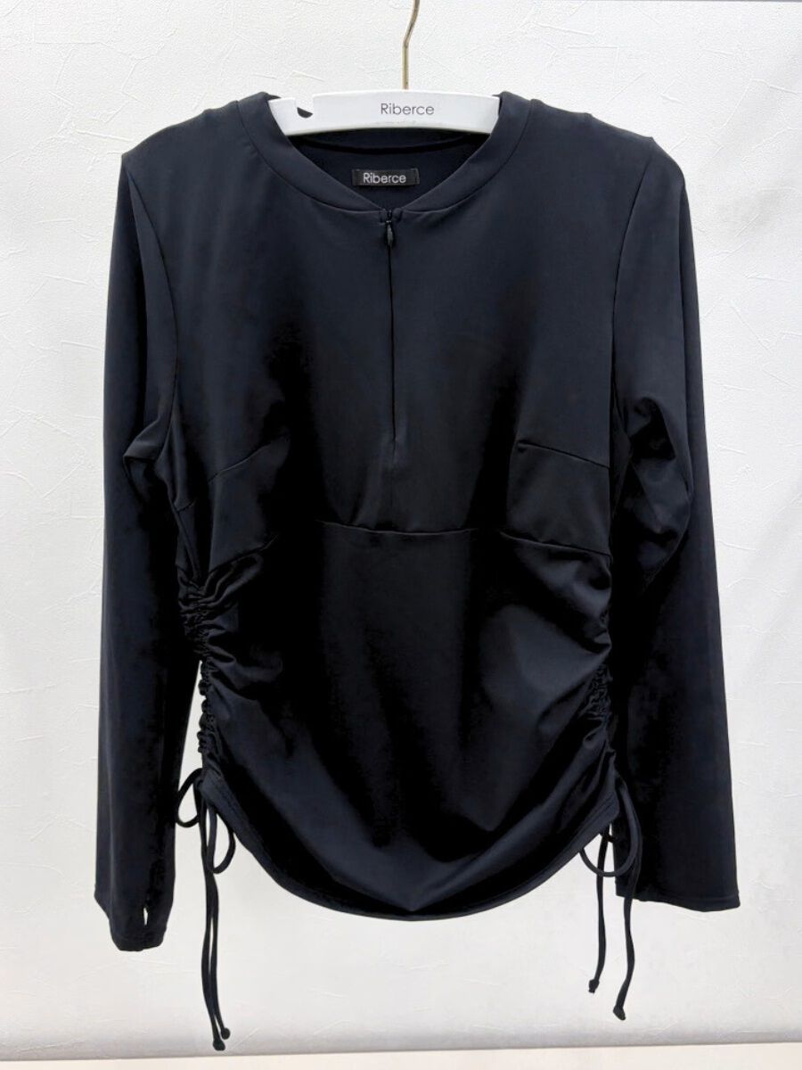 Riberce「UVカットサイドギャザープルオーバー/ラッシュガード【UVbect】」|ビキニトップス|ブラック