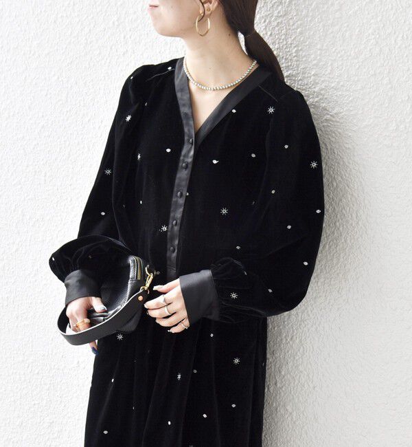 SHIPS any「SHIPS any:〈手洗い可能〉ポリエステル ベロア 刺繍 タック フレア ワンピース」|ワンピース|