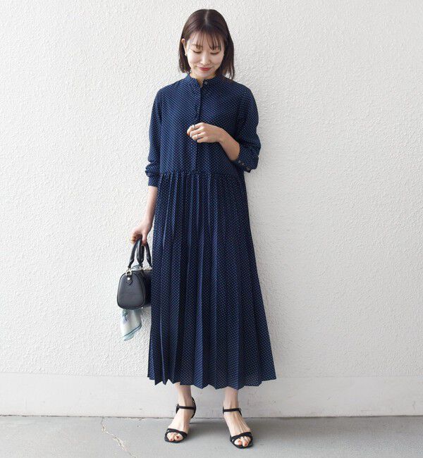 SHIPS any「SHIPS any:〈手洗い可能〉ドット バンドカラー プリーツ ロング ワンピース」|ワンピース|