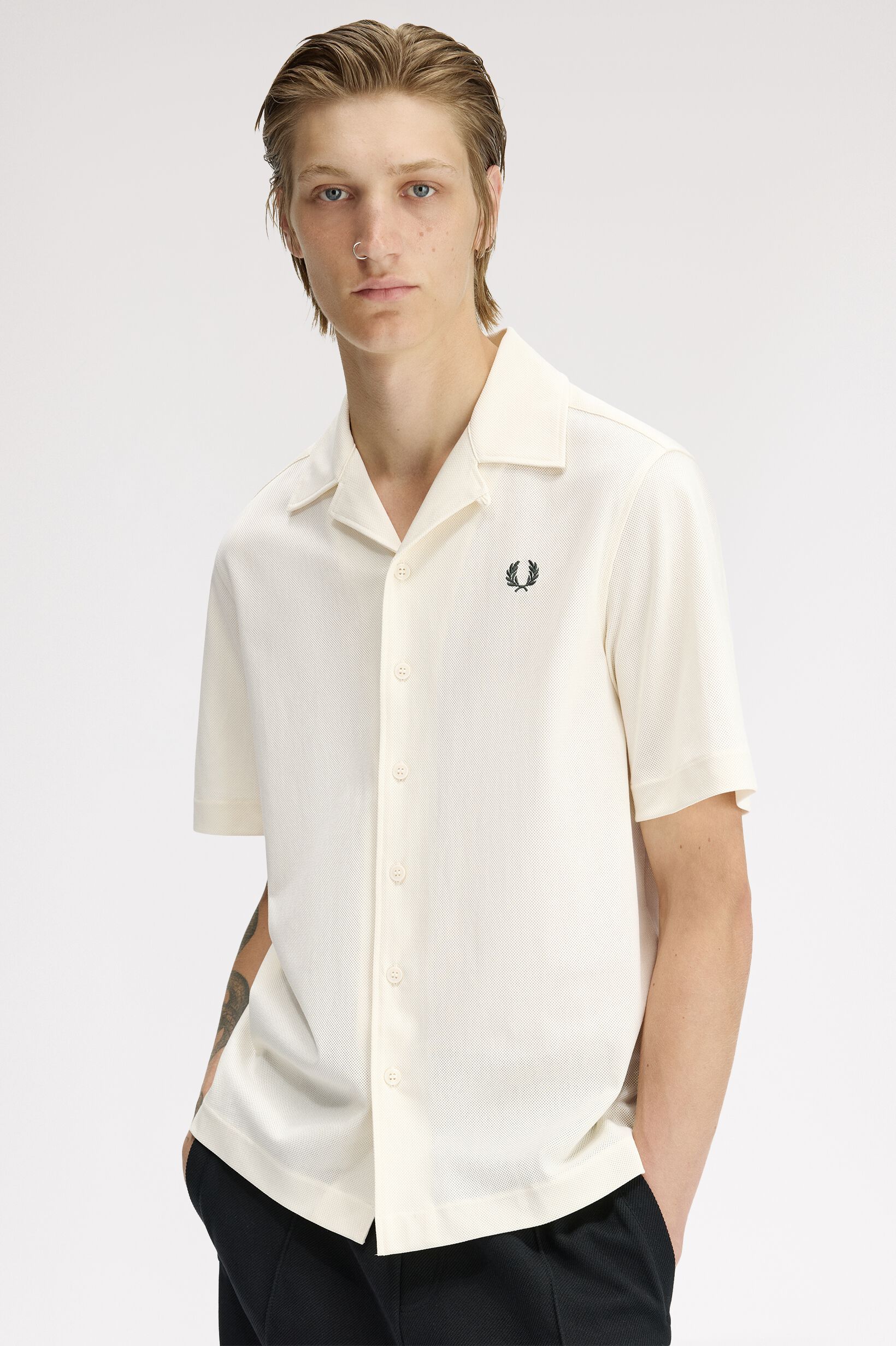 FRED PERRY 「Compress Mesh Revere Collar Shirt」|シャツ・ブラウス|ECRU