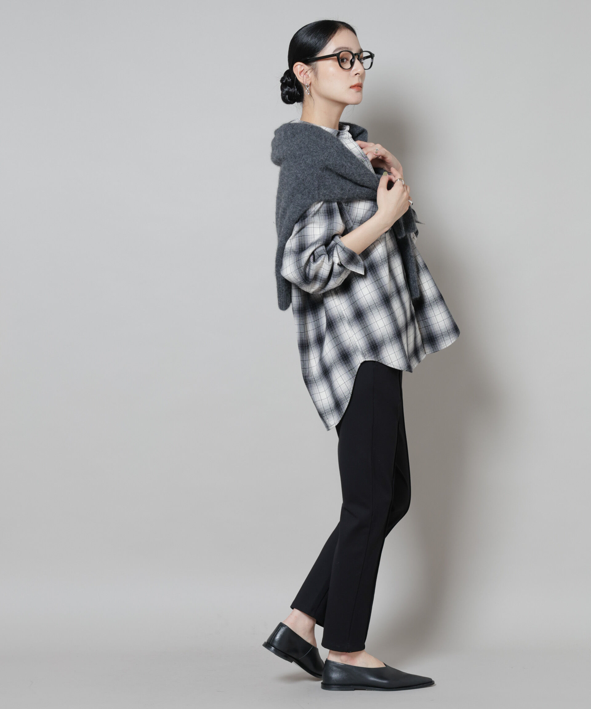 nano･universe「ピンタックポンチスリムパンツ」|チノ|