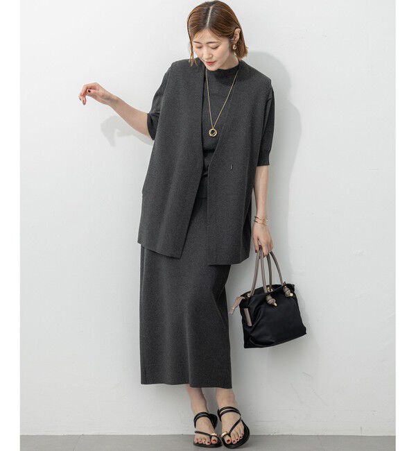 23区「【洗える/吊り干しOK】ヴィスコースストレッチ ニットベスト」|ベスト・ジレ|