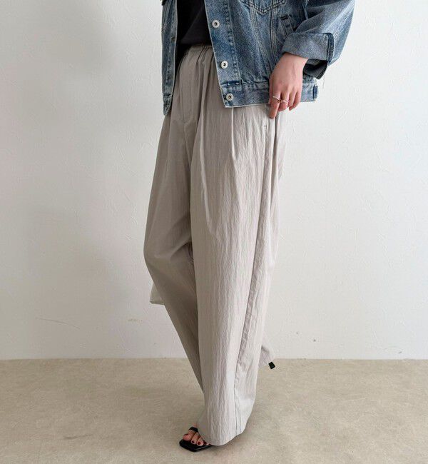 fredy emue「コットンナイロンタックギャザーパンツ」|チノ|