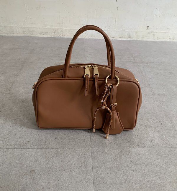  「チャーム付横長ボストン」|トートバッグ|