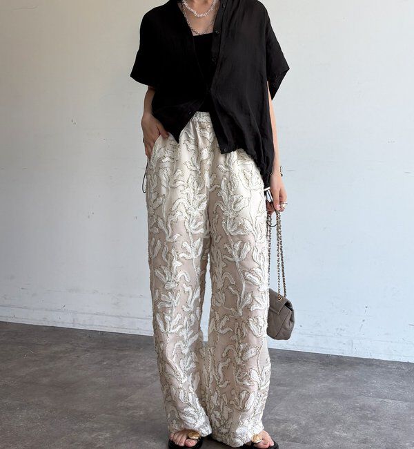  「【WEB限定】ジャガード刺繍イージーパンツ」|チノ|