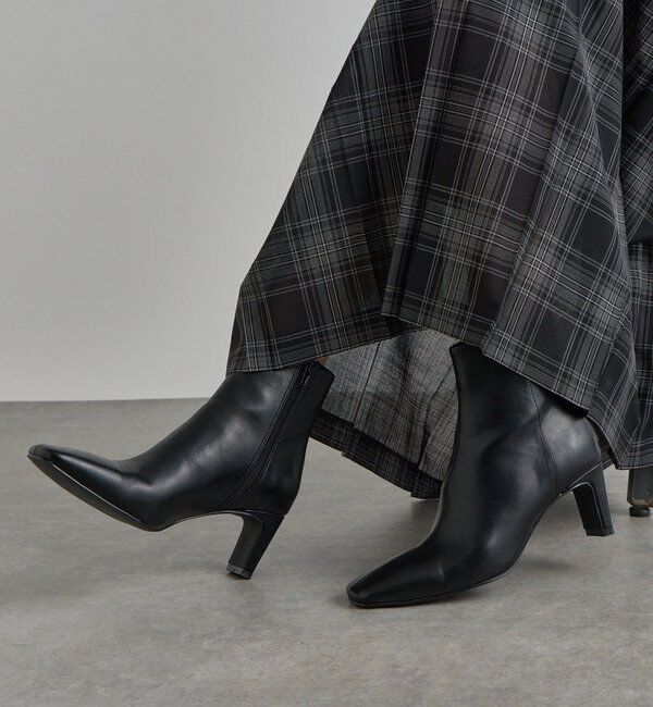  「【洗練された印象に】ヒールショートブーツ」|ショートブーツ|