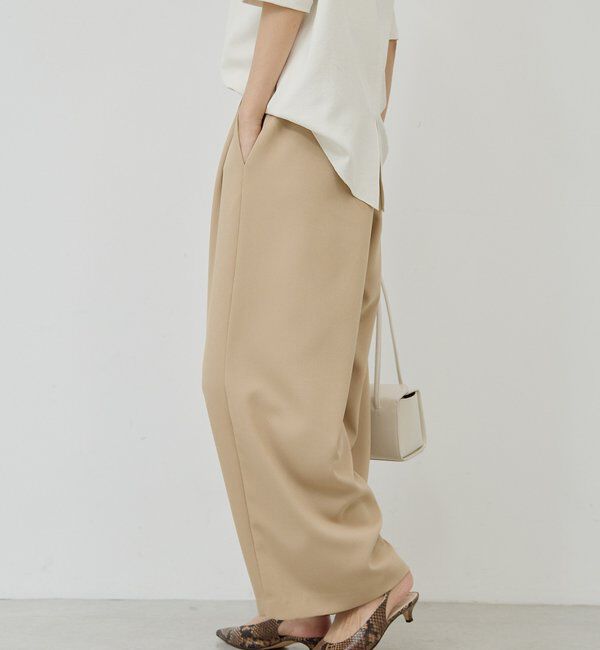  「【CHIHAYAコラボ】スウェードライクタックイージーパンツ」|チノ|