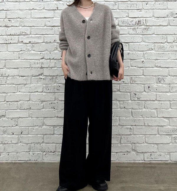  「【CHIHAYAコラボ】スウェードライクタックイージーパンツ」|チノ|