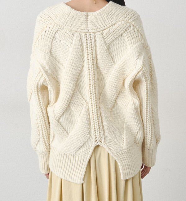  「ケーブルVニット」|ニット・セーター|
