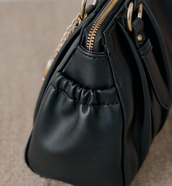  「チャーム付きタックデザインボストンバッグ」|ボストンバッグ|