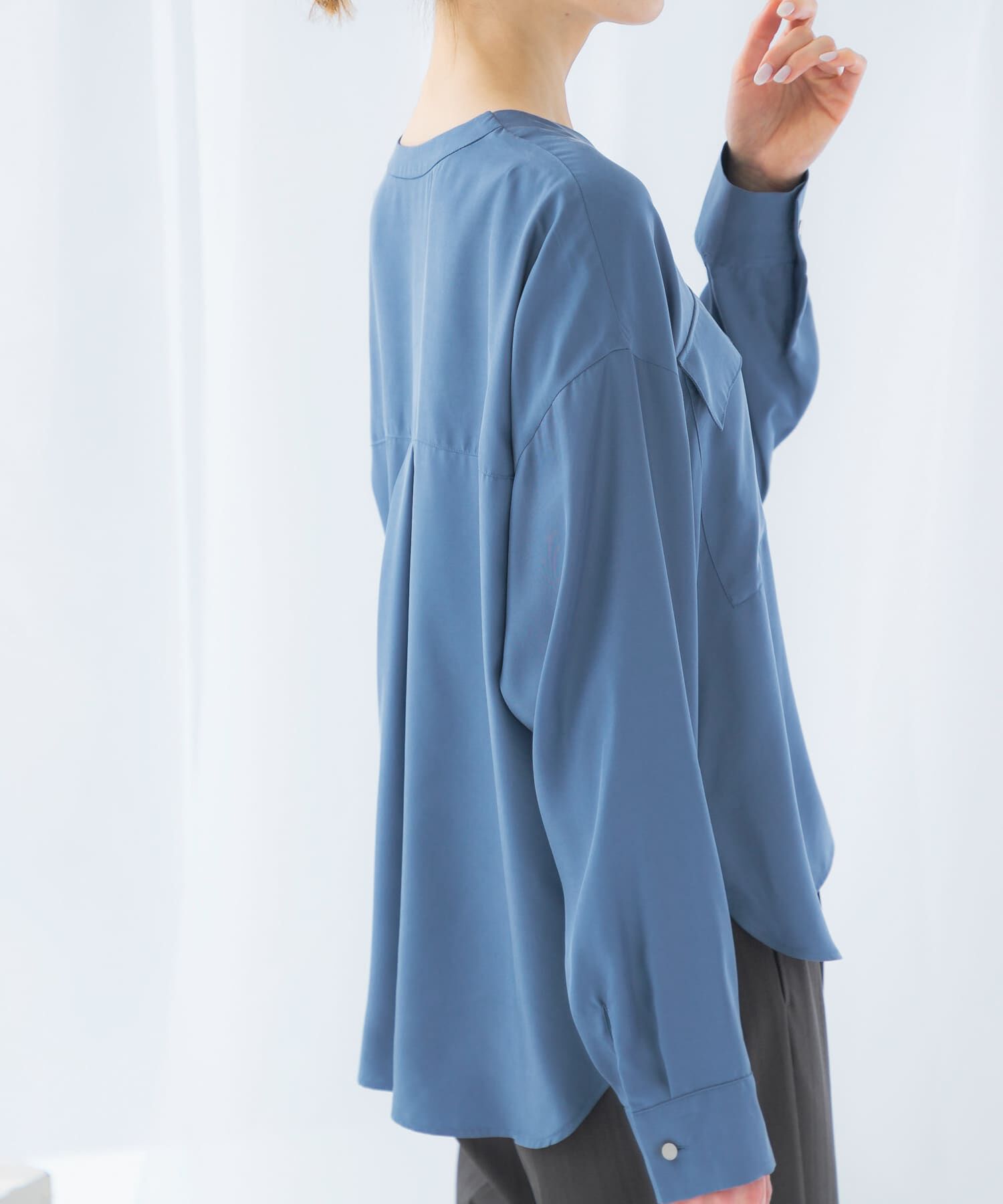 URBAN RESEARCH ROSSO「キュプラツイルVネックブラウス」|シャツ・ブラウス|