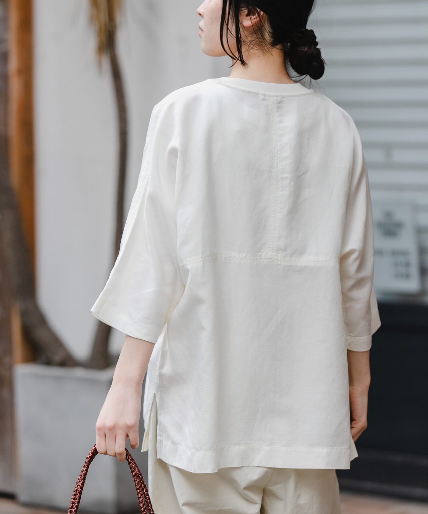 URBAN RESEARCH DOORS「FORK&SPOON　プルオーバーブラウス」|シャツ・ブラウス|オフホワイト