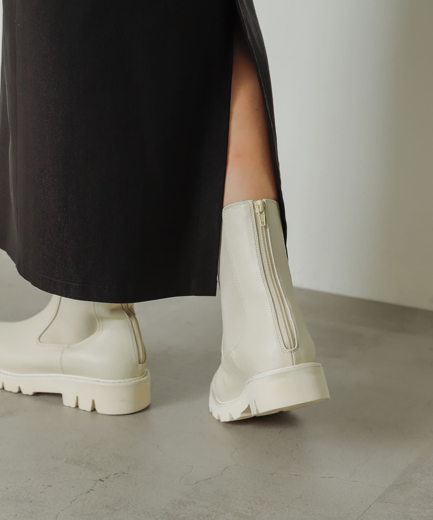 SENSE OF PLACE by URBAN RESEARCH「『軽量ソール採用』トラックソールサイドゴアブーツ」|ショートブーツ|