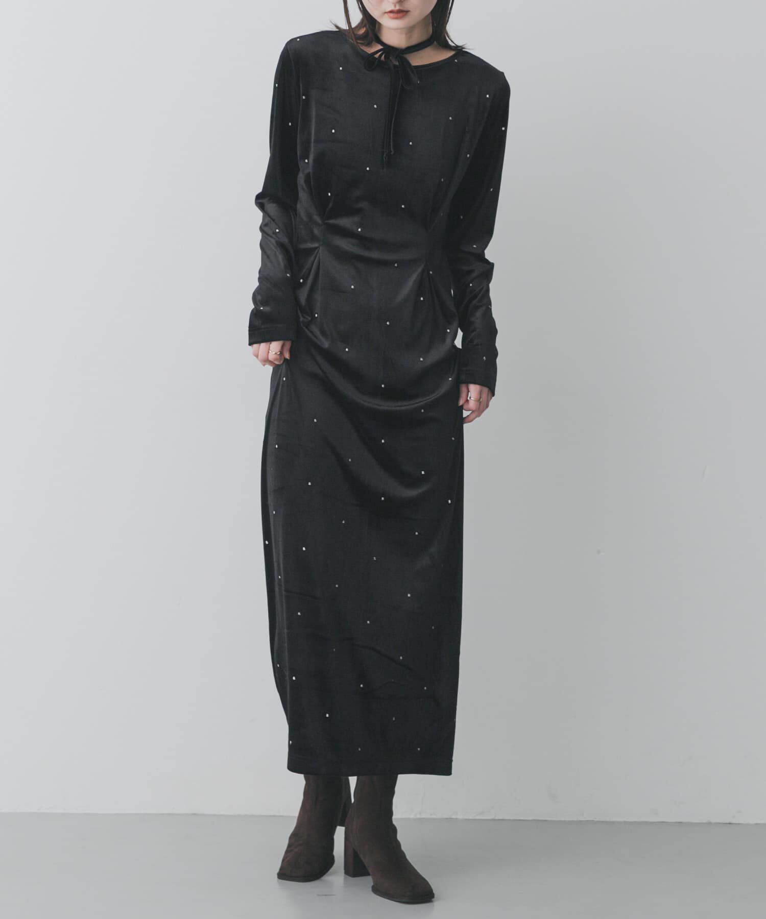SENSE OF PLACE by URBAN RESEARCH「ドットシシュウベロアワンピース」|ワンピース|ブラック