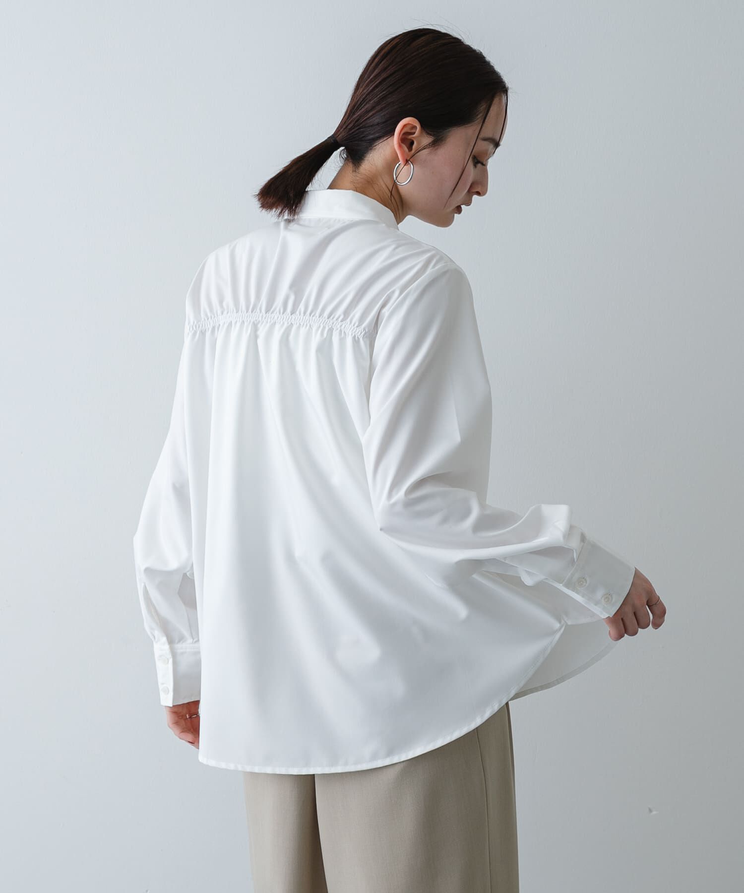 SENSE OF PLACE by URBAN RESEARCH「シャーリングデザインシャツ」|シャツ・ブラウス|