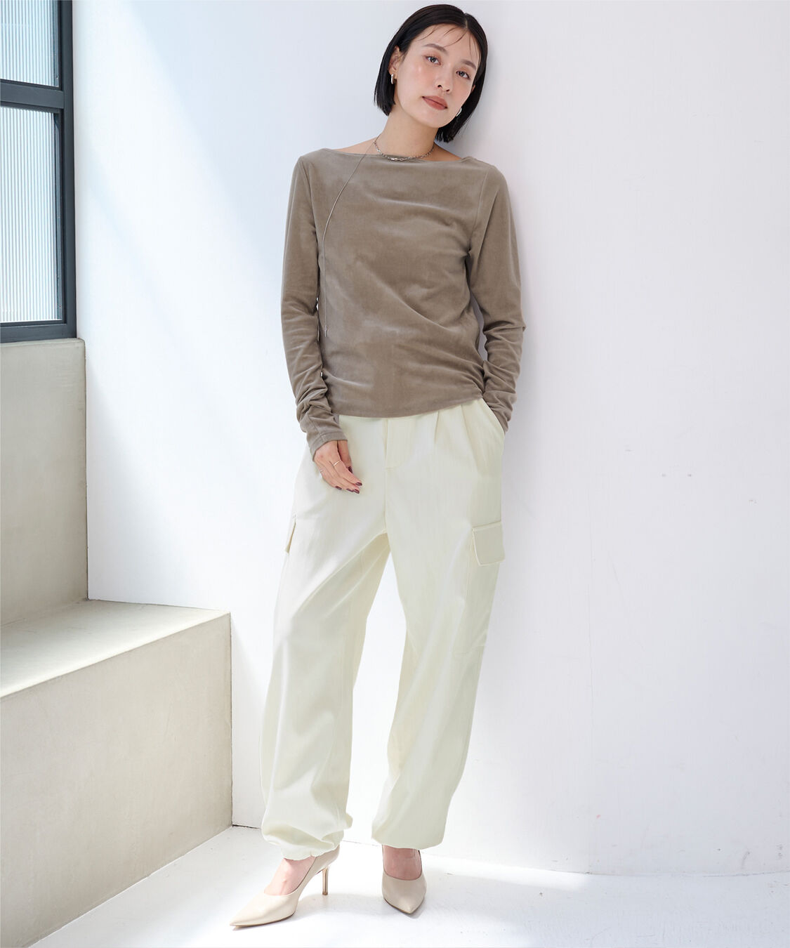 ur's「【黒川翼さんコラボアイテム】2wayボートネックベロアトップス」|Tシャツ・カットソー|