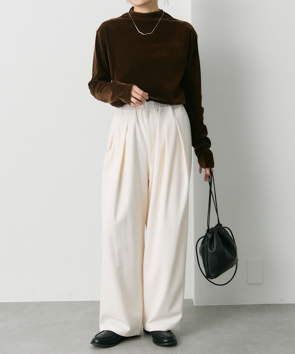  「【新色追加/リバイバル】ナイロンチュールベロアハイネックトップス」|Tシャツ・カットソー|