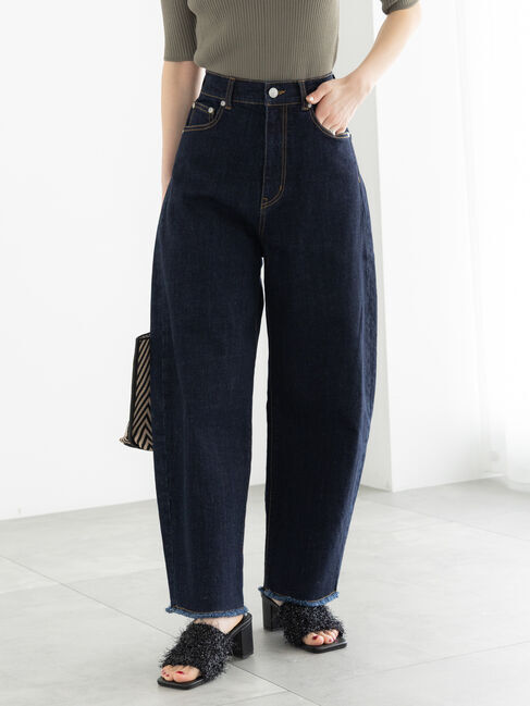 Te chichi「【松井愛莉着用】カーブDenimパンツ《2025summer catalog item》」|その他|ネイビー