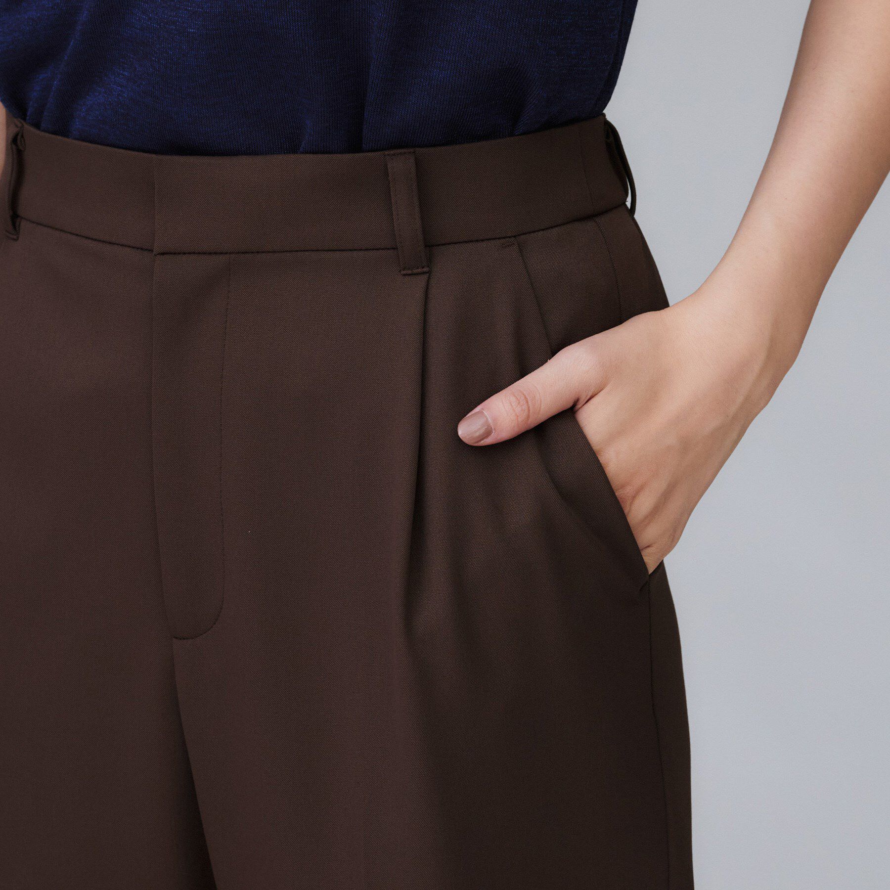 UNTITLED「【はっ水/後ろウエストゴム/洗える】ストレッチテーパードパンツ」|その他|