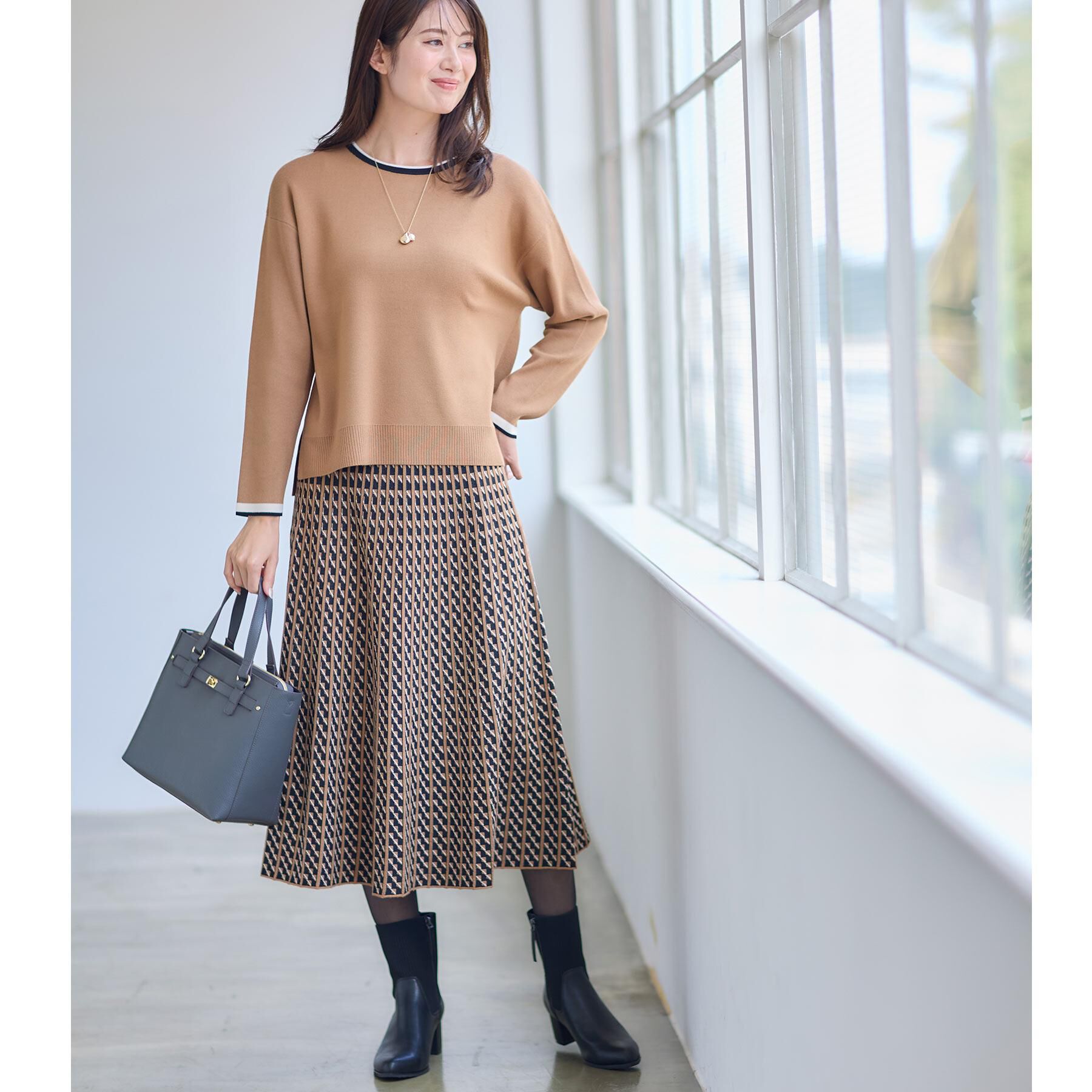 Reflect「【WEB先行カラーあり／セットアップ可】幾何調柄ニットスカート」|スカート|