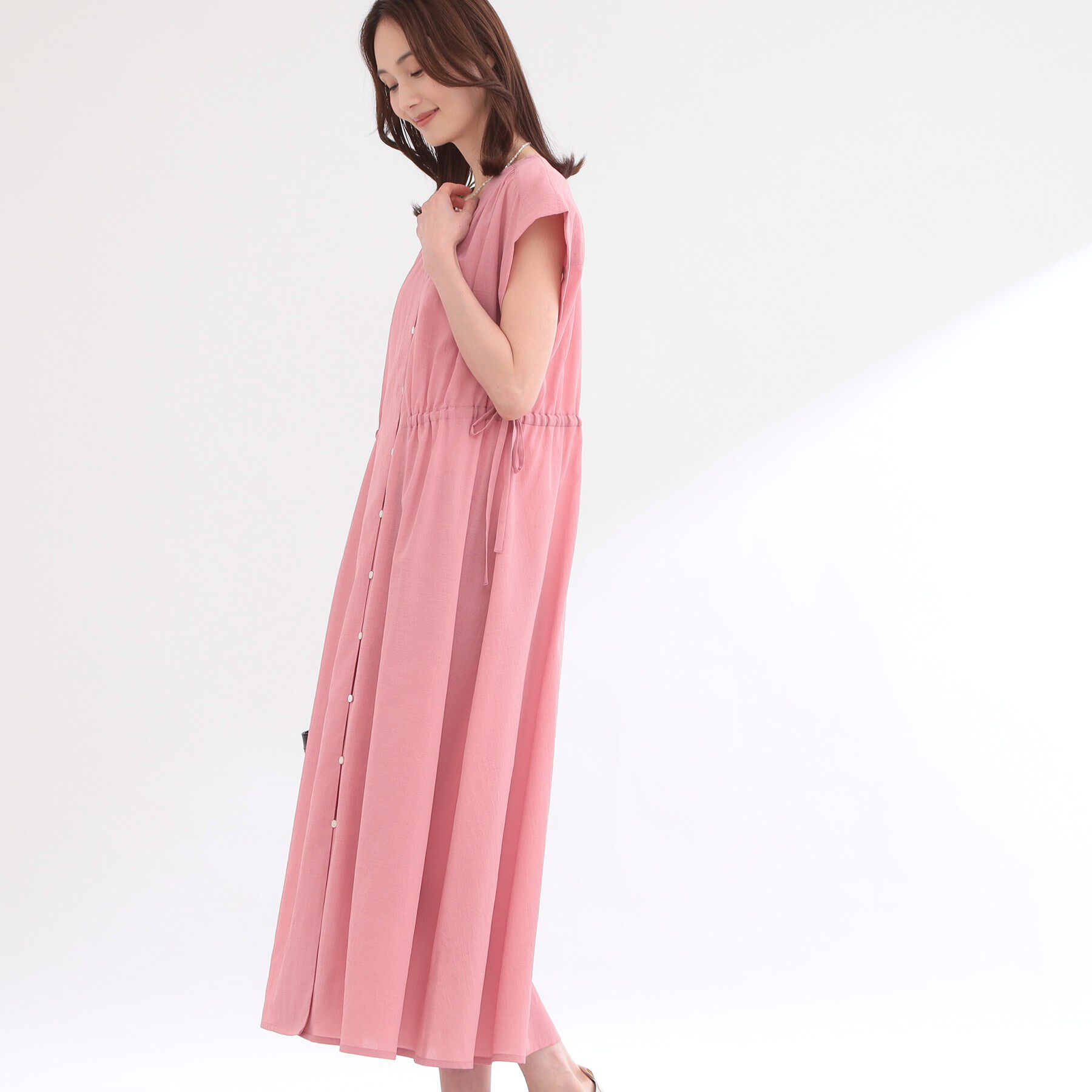 Reflect「【通気性あり／涼しい／マシンウォッシャブル】フロントボタンワンピース」|ワンピース|