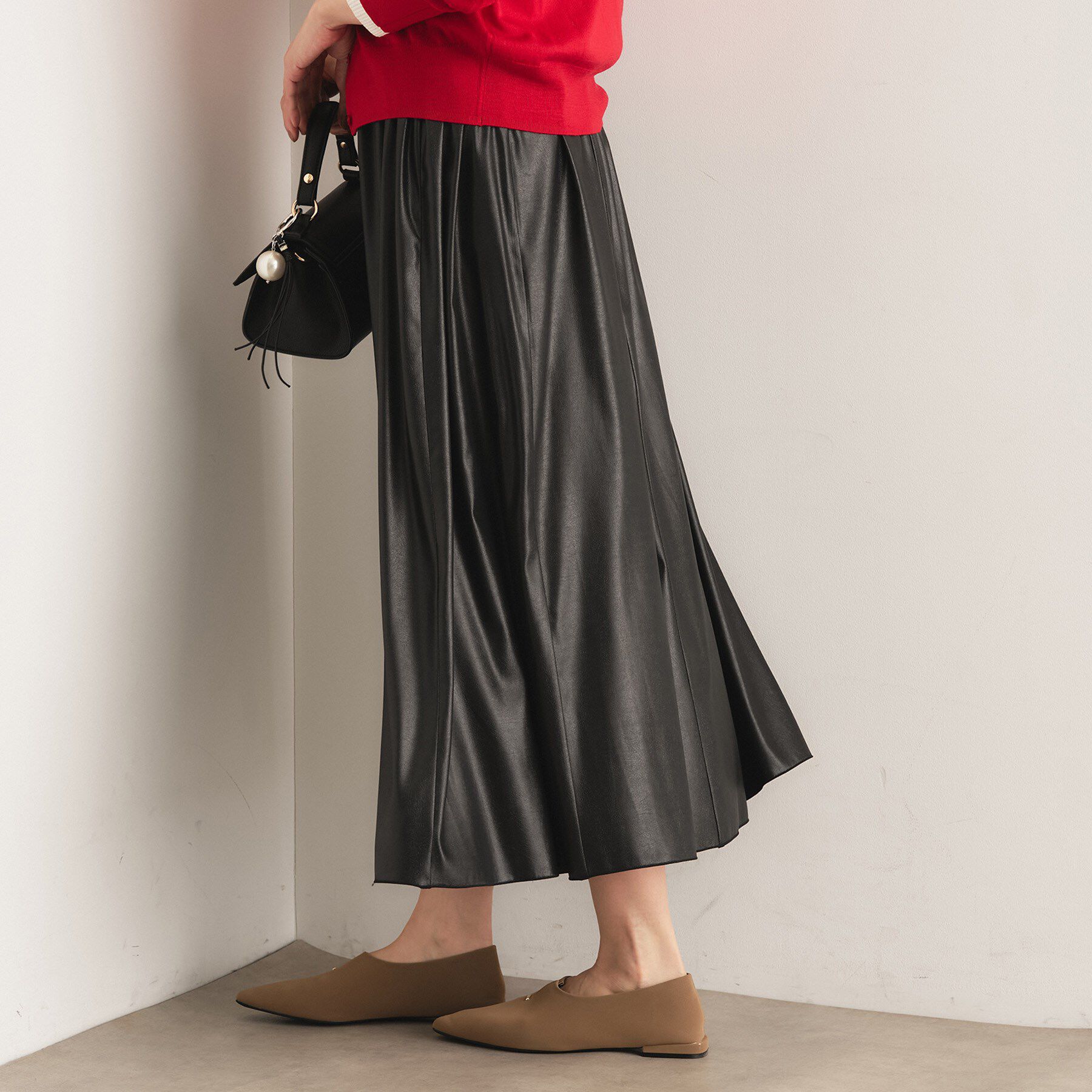 INDIVI「レザー調ギャザースカート」|スカート|