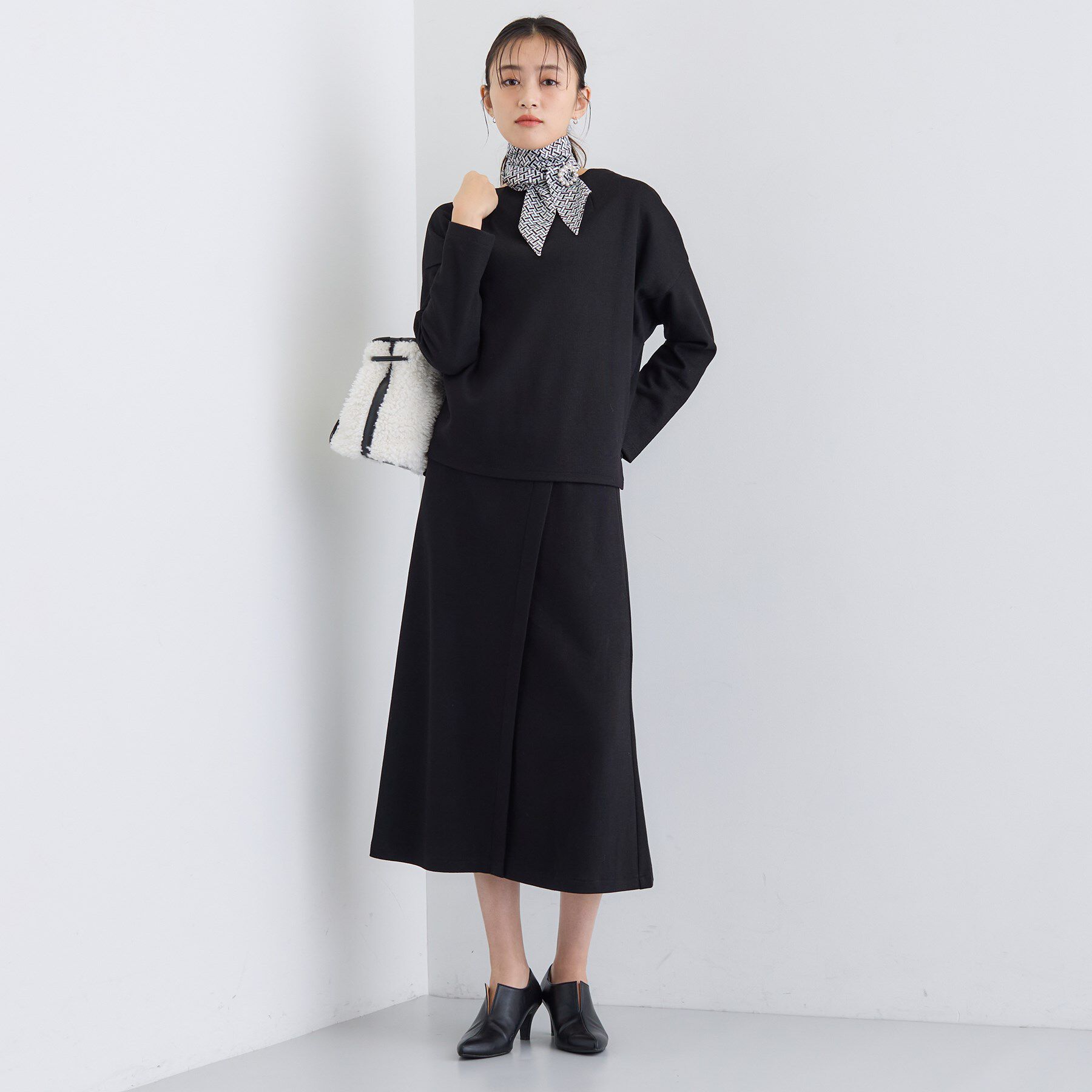 INDIVI「【SETUP可能／洗える／UVケア】ライトジャージ セミフレアスカート」|スカート|