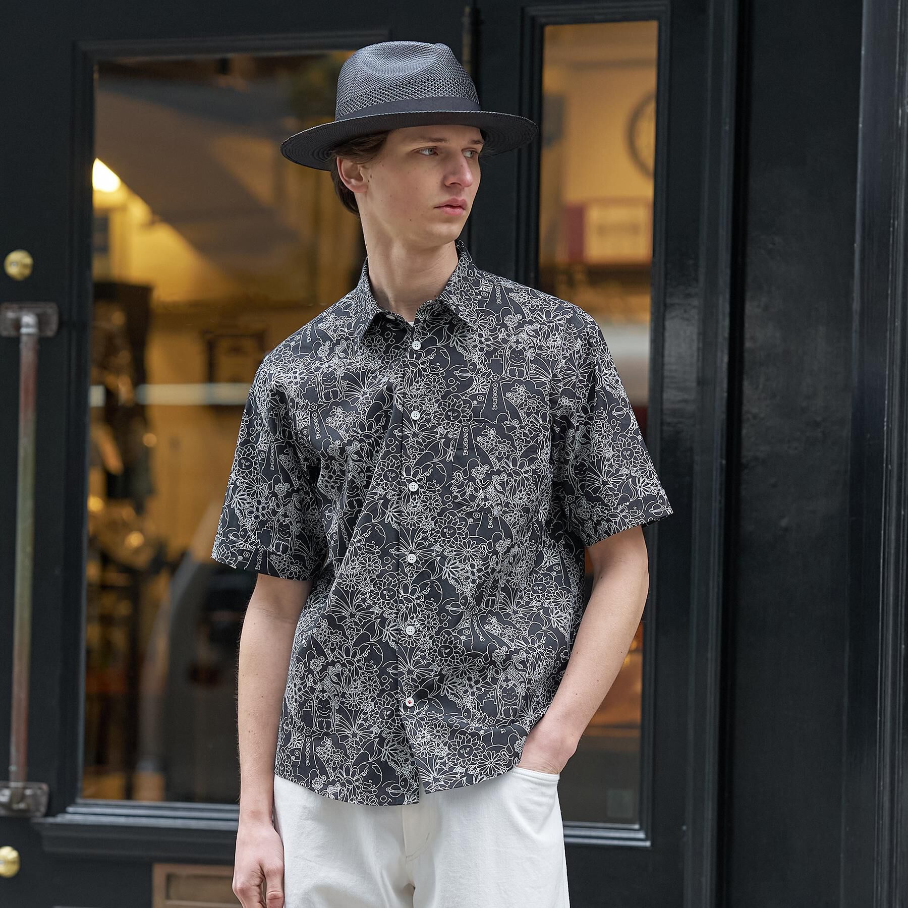 TAKEO KIKUCHI「【BOWLER HAT LABEL】ビリケンさんプリント 半袖シャツ」|シャツ・ブラウス|ブラック(119)