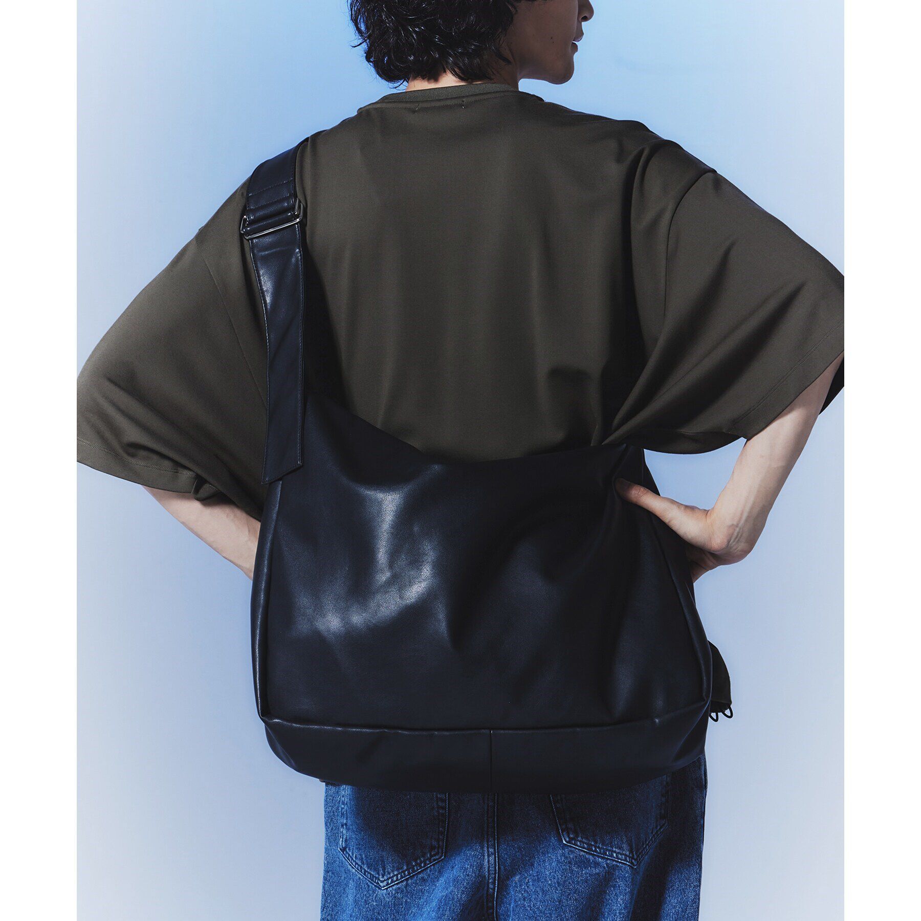 tk.TAKEO KIKUCHI「【累計12000個突破！！】ルーズビッグショルダーバッグ／たすき掛け／ビッグ／A4サイズ収納可能」|ショルダー・メッセンジャー|