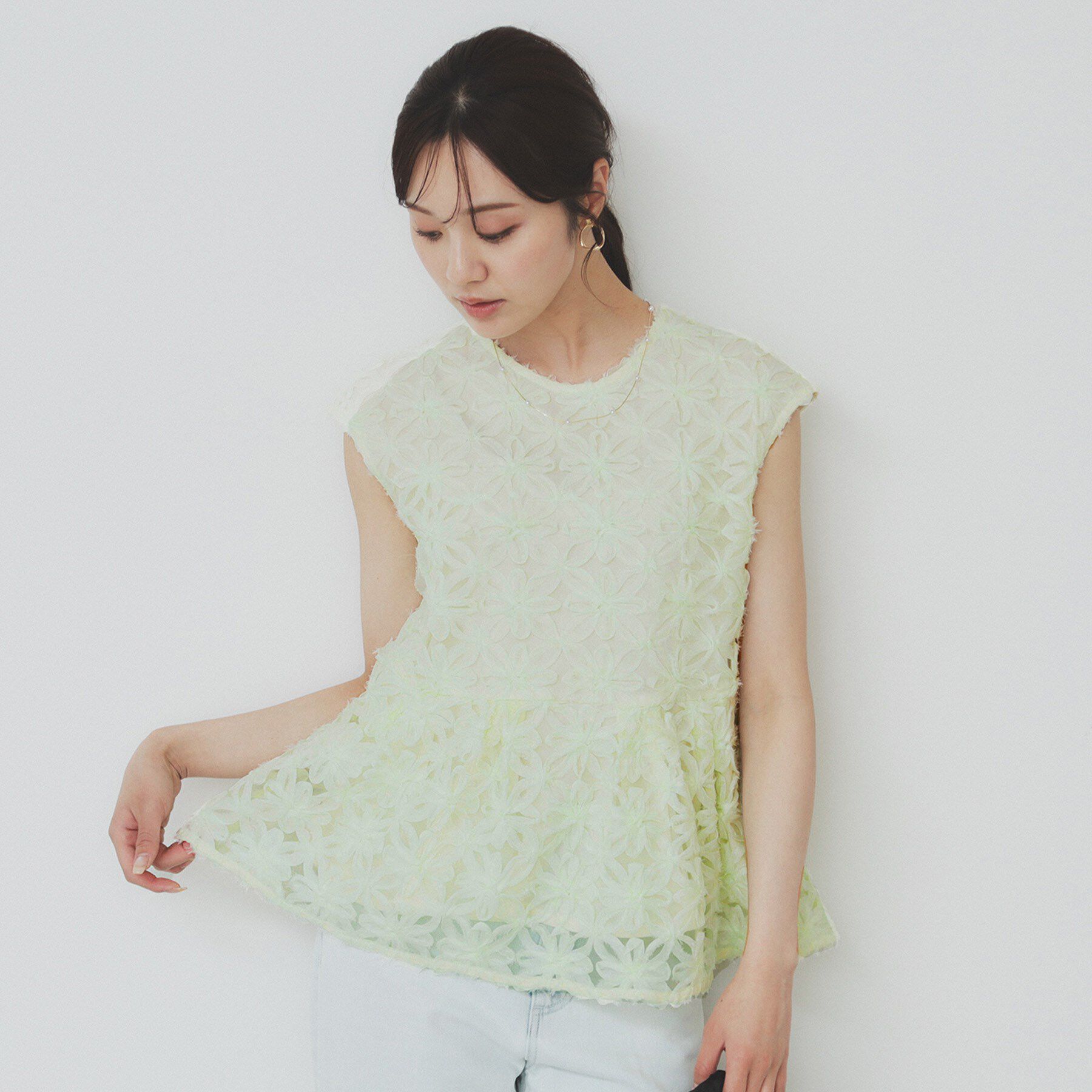 index「フラワーチュール刺繍ペプラムブラウス【洗える】」|シャツ・ブラウス|