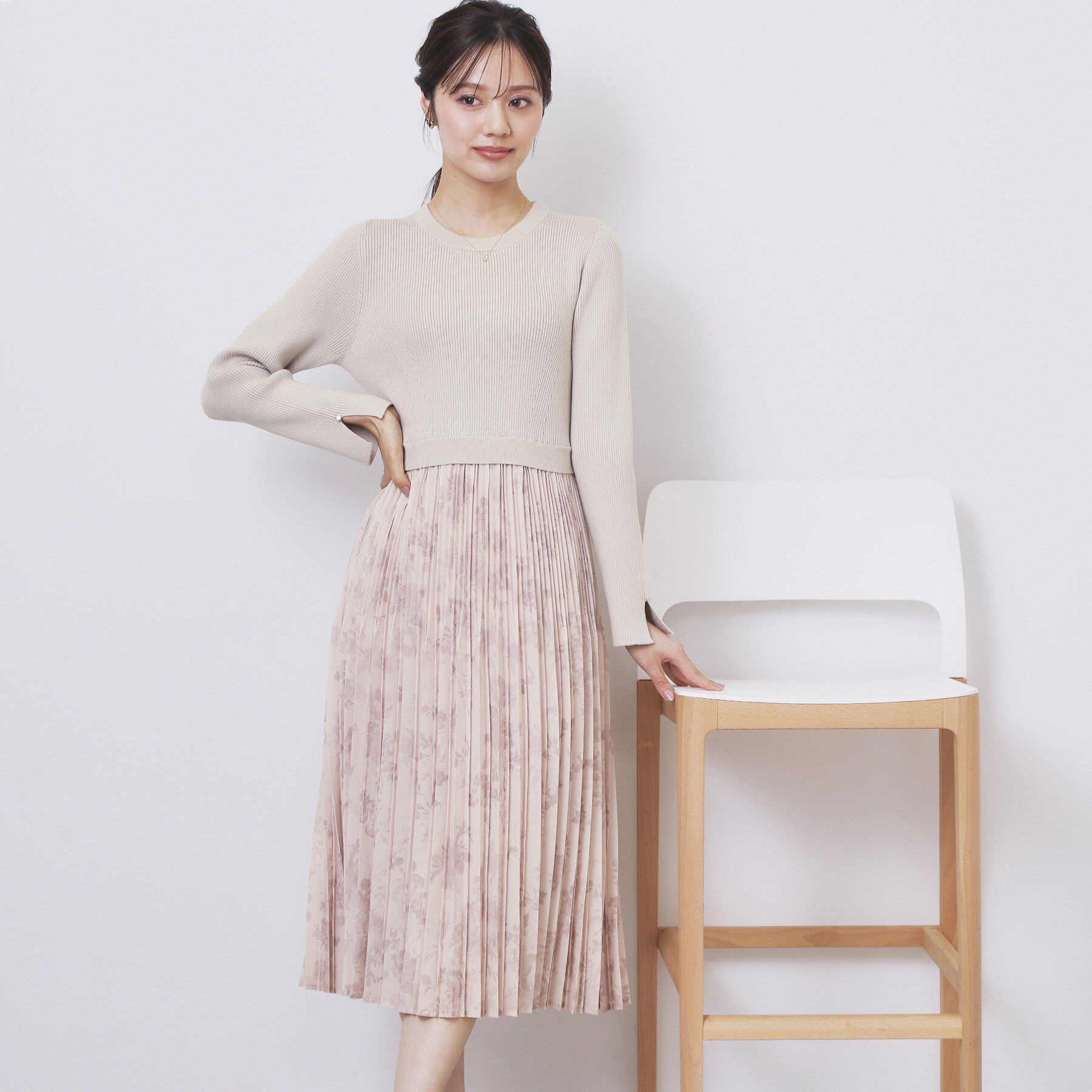 index「フラワープリーツドッキングニットワンピース【洗濯機OK】」|ワンピース|