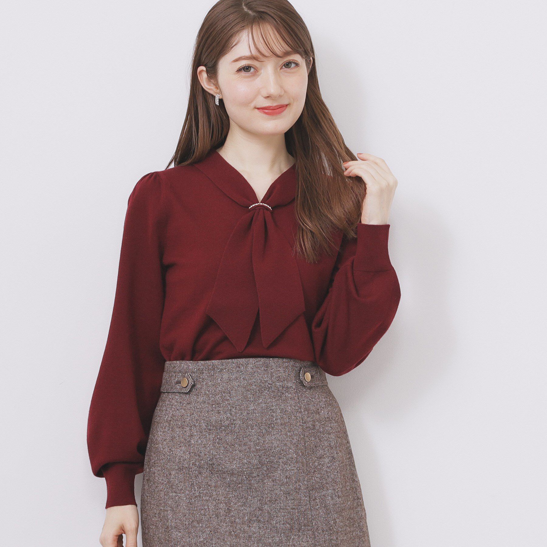 index「ゴールドパーツ付きボウタイニット【洗濯機OK】《10col/XS～LL》」|ニット・セーター|