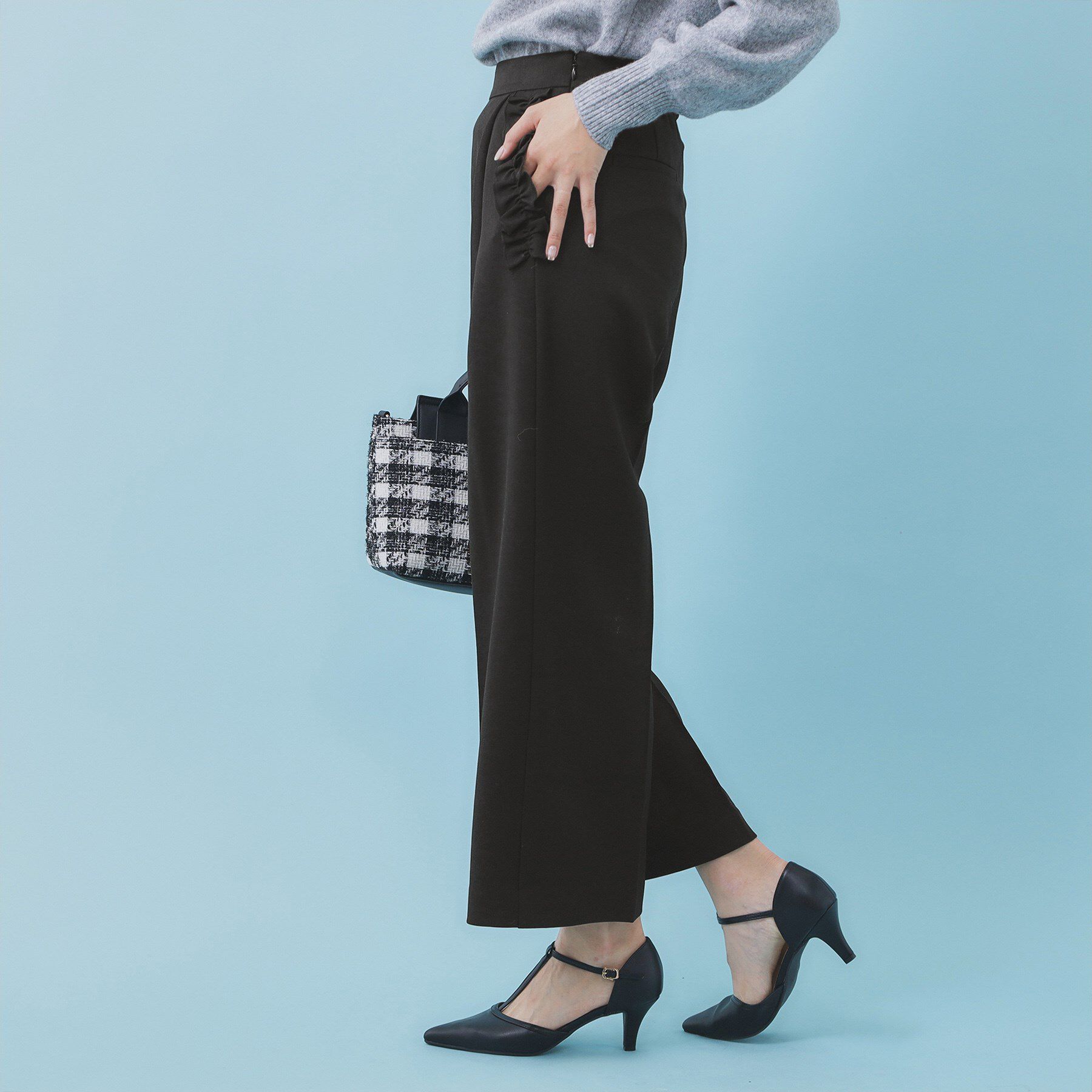 index「フリルポケットストレートパンツ【洗濯機OK/防シワ】」|その他|