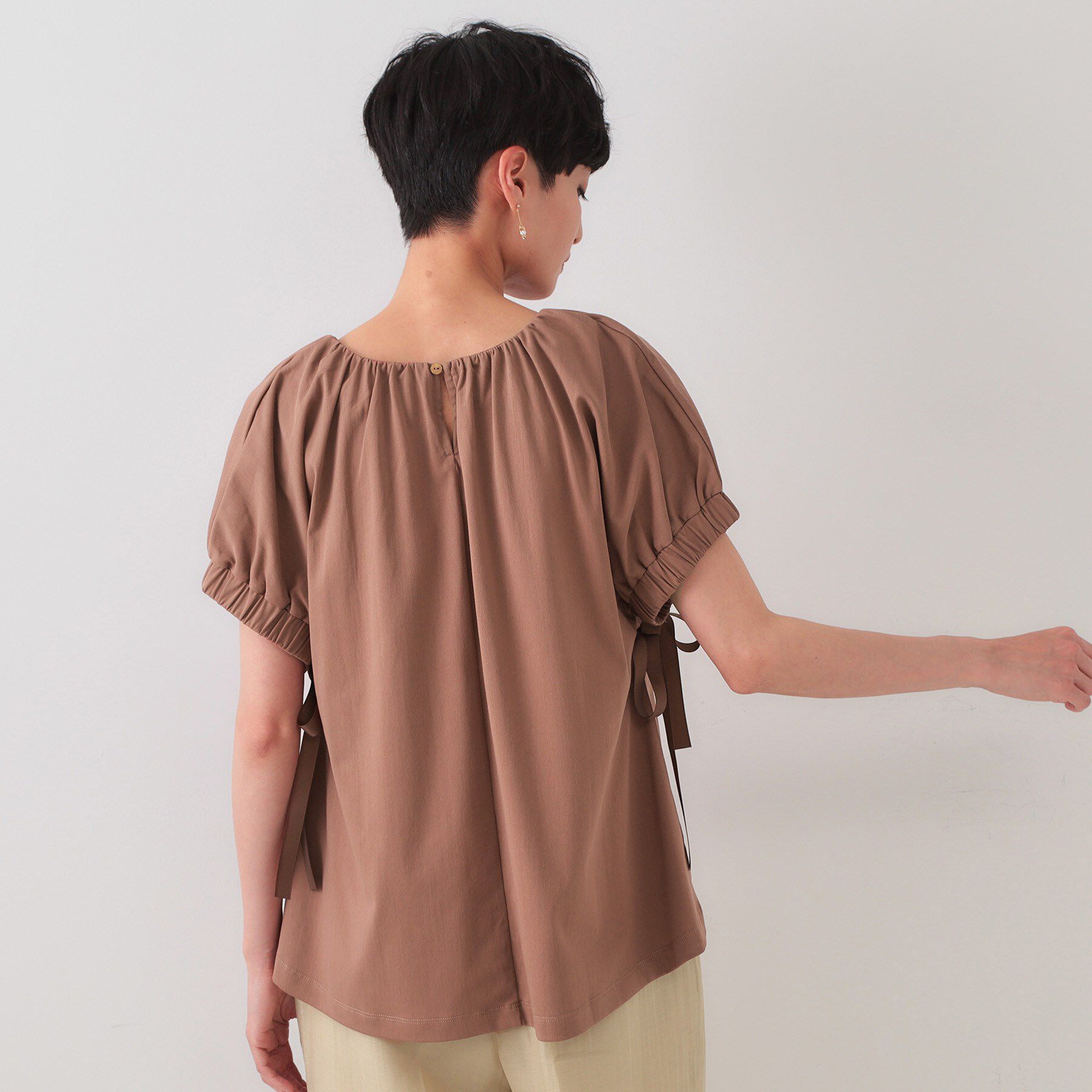 OPAQUE.CLIP「サイドリボンチュニックトップス【洗濯機洗い可】」|Tシャツ・カットソー|