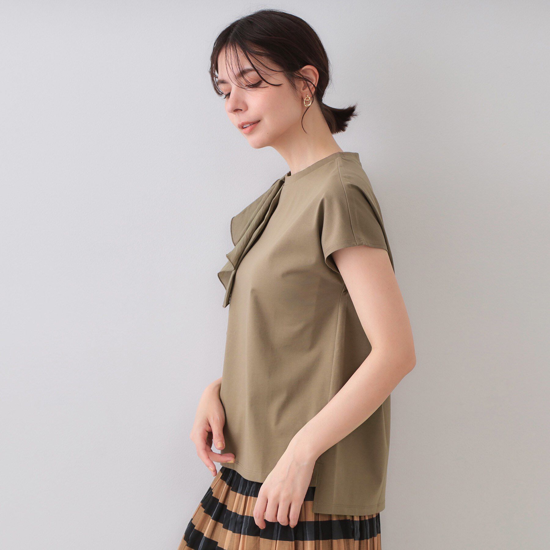 OPAQUE.CLIP「ショルダーフリルドッキングカットソー【洗濯機洗い可】」|Tシャツ・カットソー|