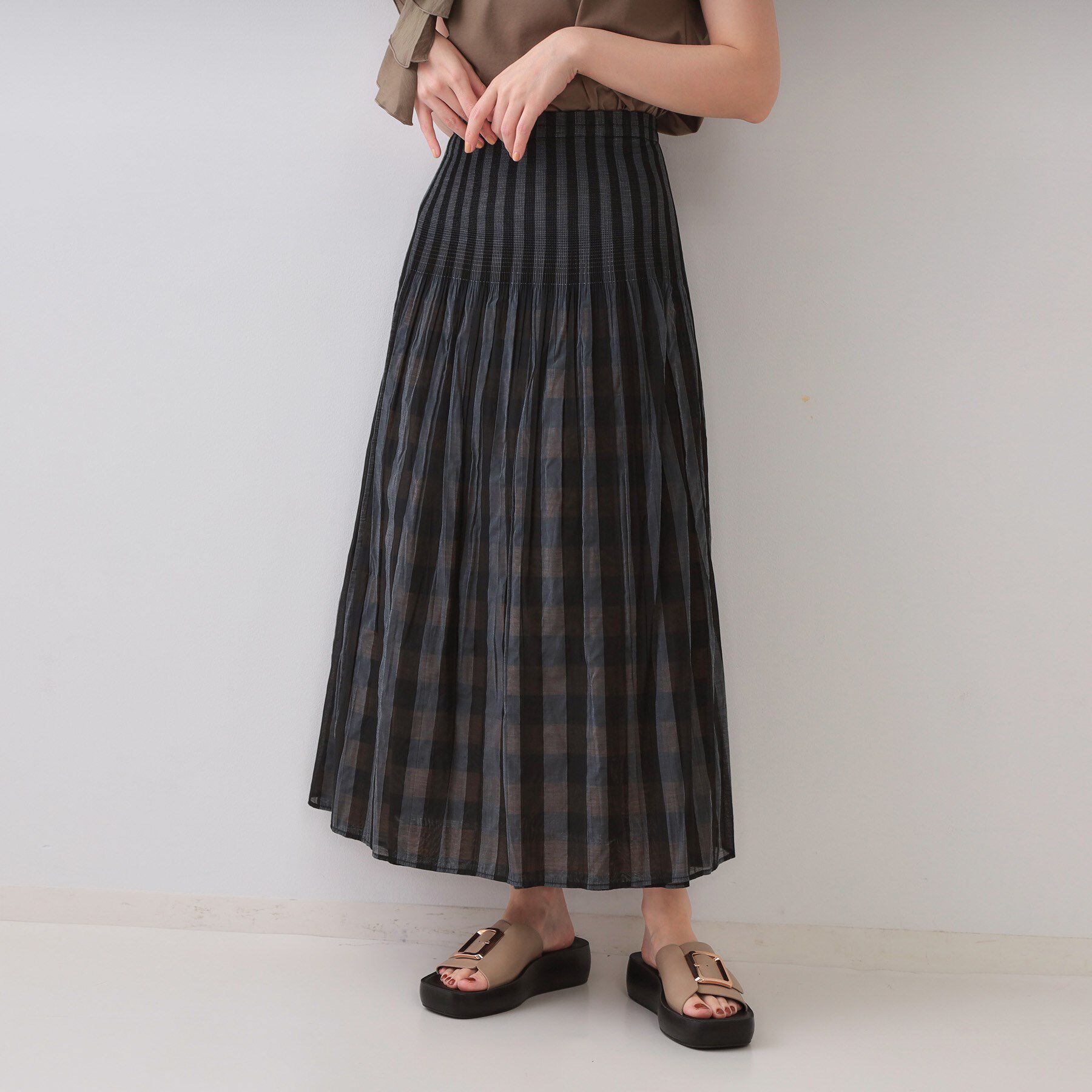 OPAQUE.CLIP「シャーリングフレアスカート/リバーシブル着用可【洗濯機洗い可】」|スカート|