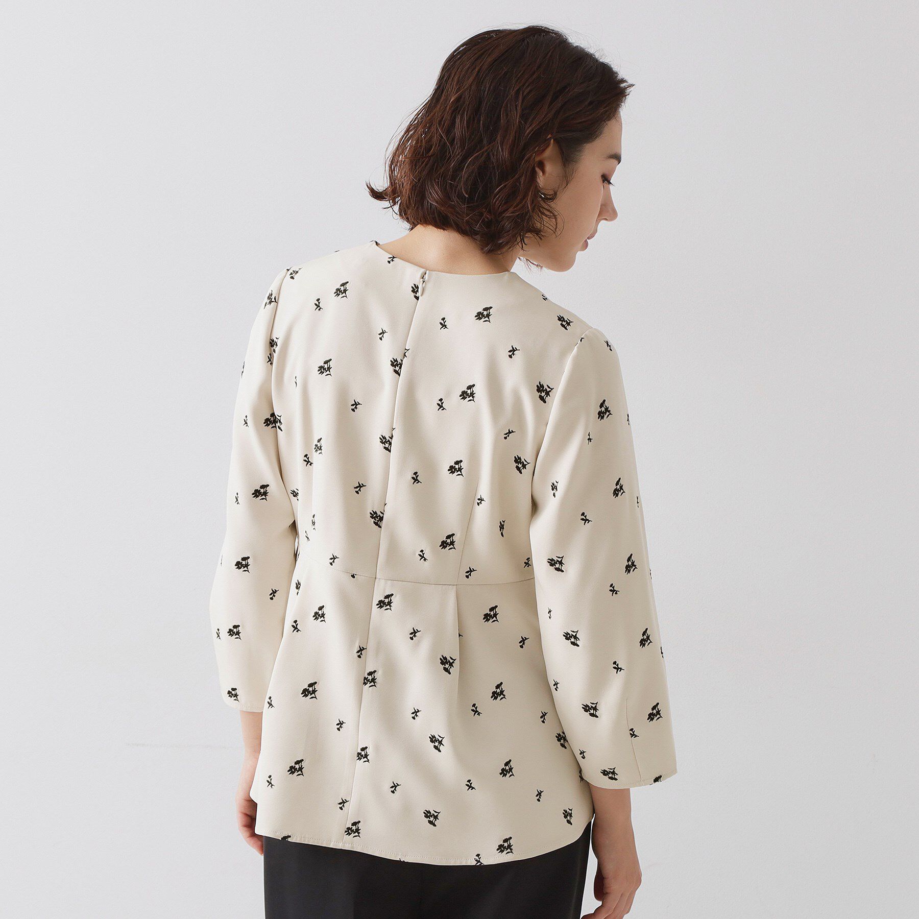 OPAQUE.CLIP「フラワー刺繍ペプラムブラウス【洗濯機OK】」|シャツ・ブラウス|