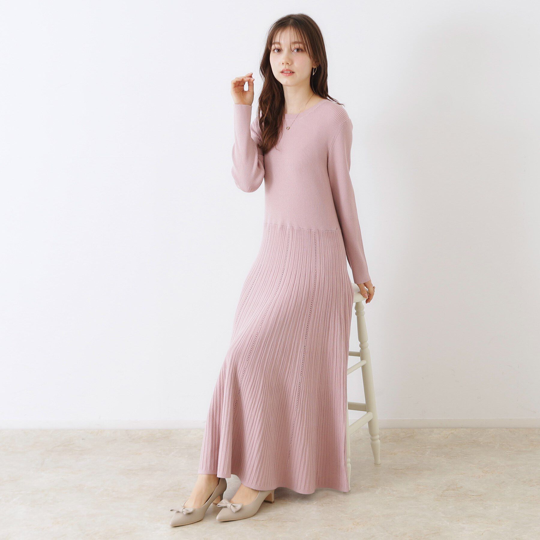Couture broach「【上品な落ち感・美シルエット】アイレットリブデザインニットワンピース」|ワンピース|ピンク(071)