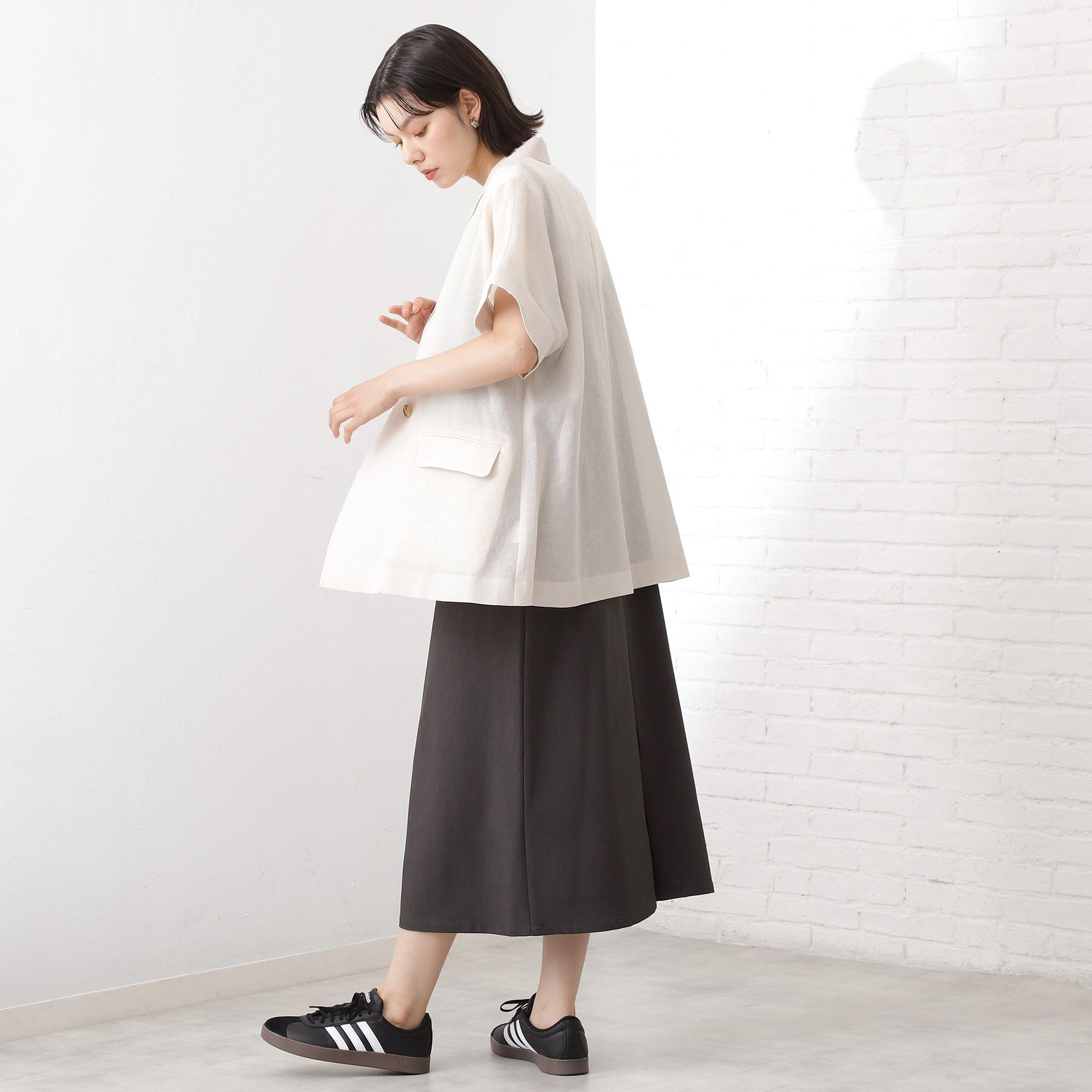 THE SHOP TK「adidas VLコートベース」|スニーカー|