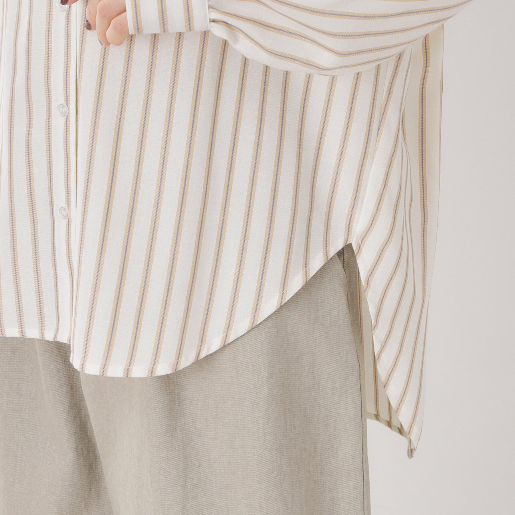 THE SHOP TK「【後ろ姿もサマになる】ストライプ バックシャーリングシャツ/体型カバー/洗える」|シャツ・ブラウス|