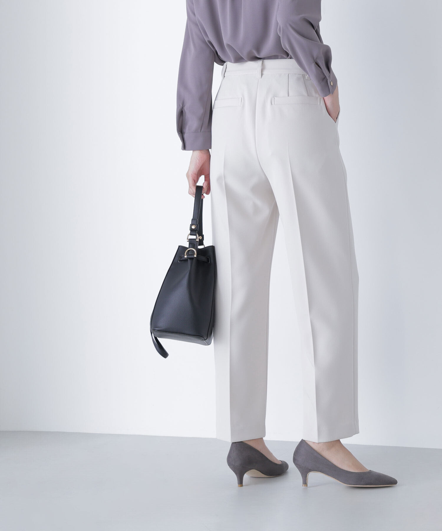  「スリムストレートパンツ」|その他|