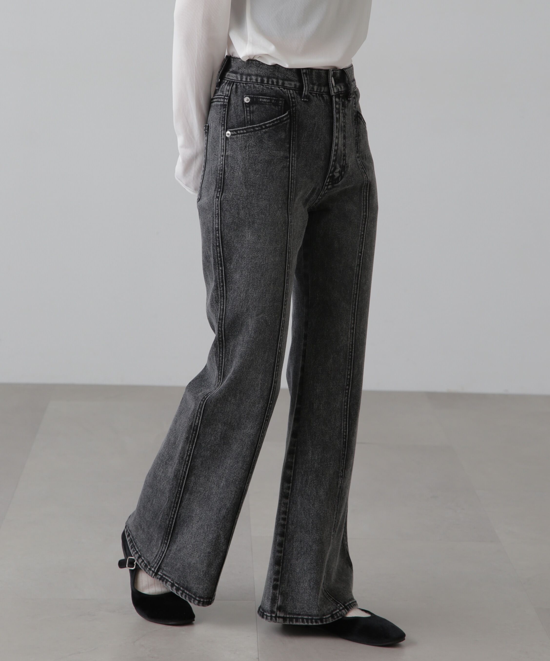  「[低身長サイズ/Sシリーズ]フロントシームフレアストレッチデニムパンツ」|その他|