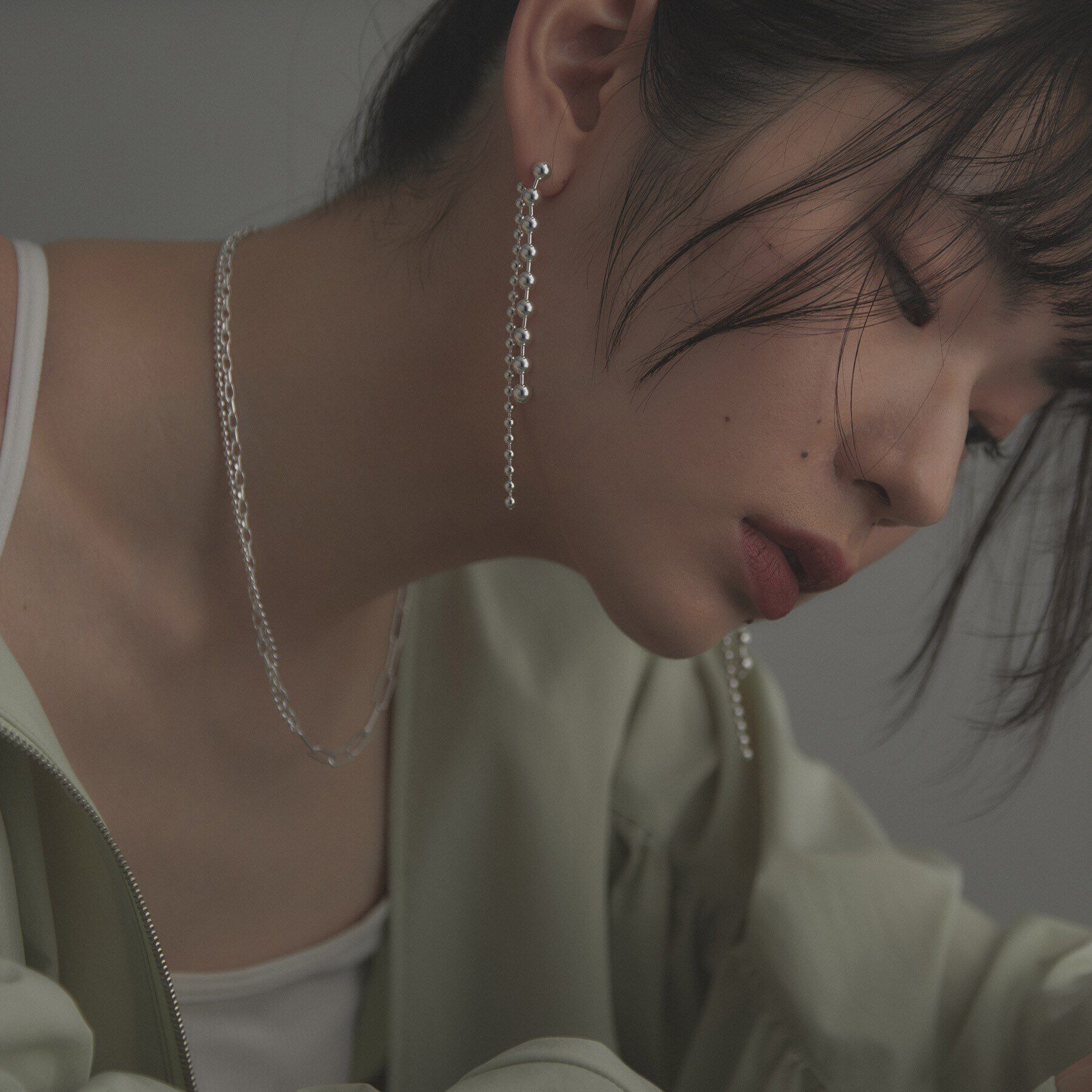 COCOSHNIK ONKITSCH「シルバー チェーンピアス ボール フロントバック」|ピアス|