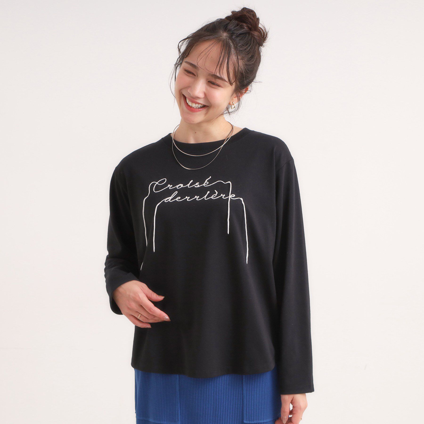 SHOO･LA･RUE「【洗濯機可/S-LL】周りと差がつく チェーンステッチロゴロンT」|Tシャツ・カットソー|