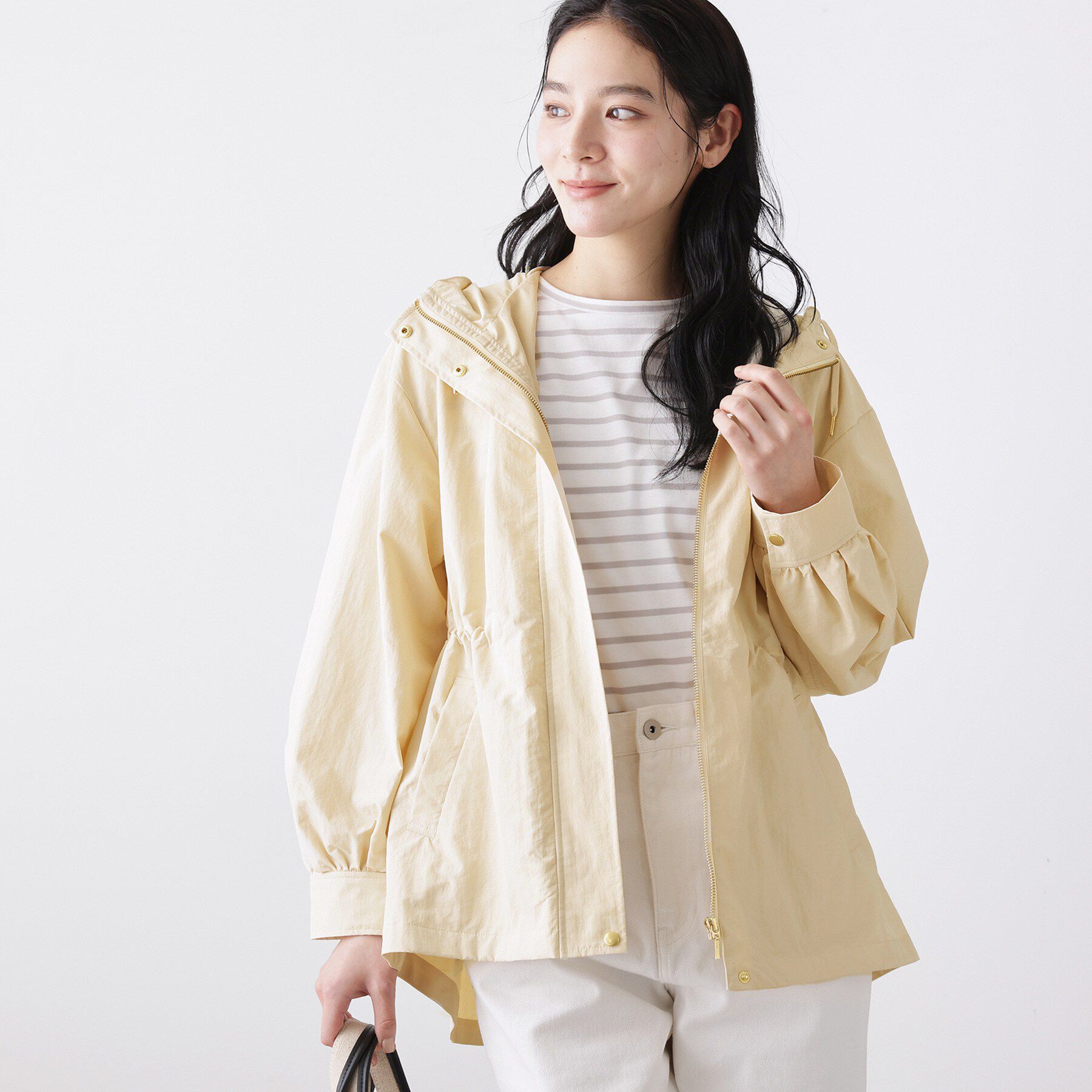 Dessin「【撥水・洗える】フーデッドライトブルゾン」|ブルゾン・スタジャン|