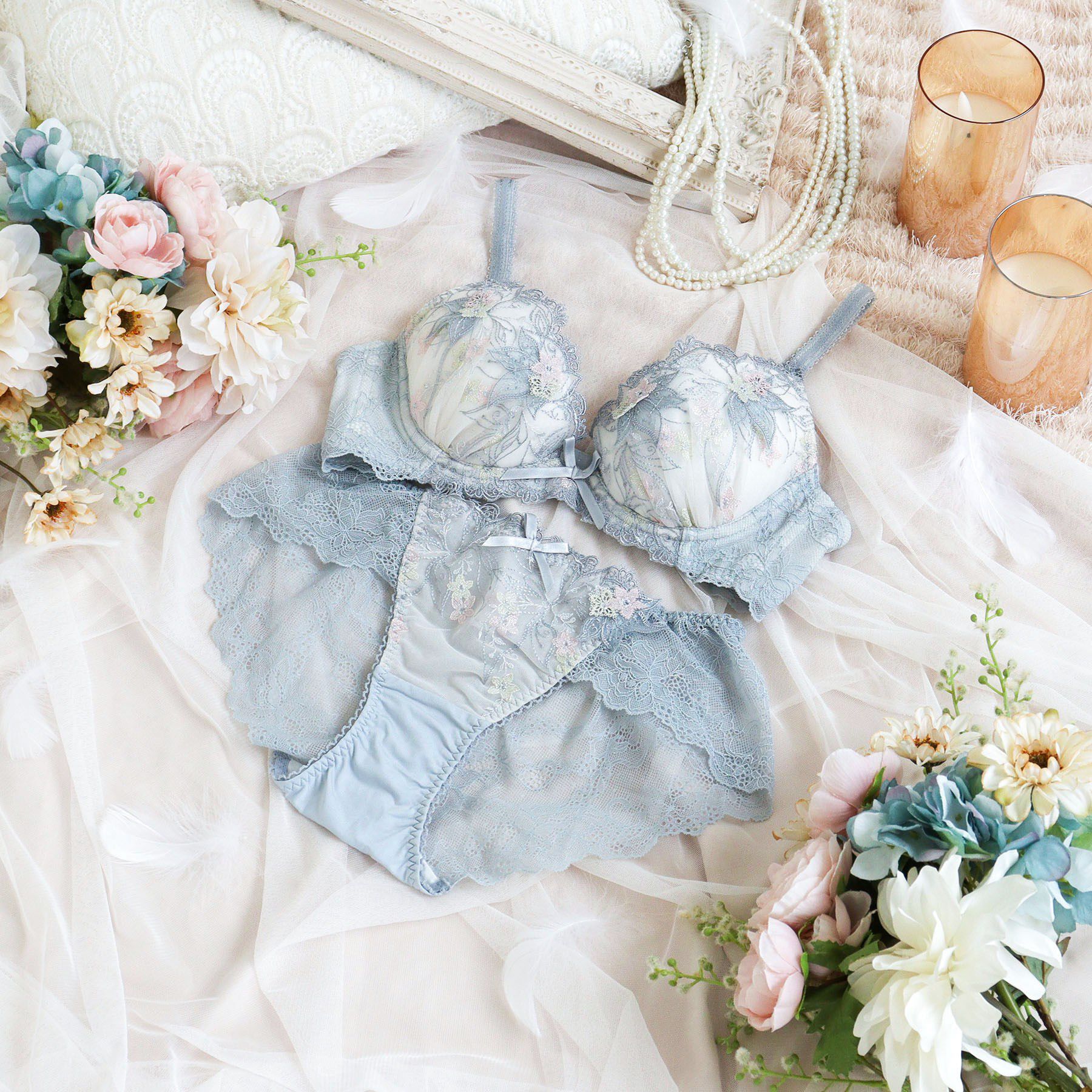 Risa Magli「セレスティナ ブラジャー (D-F) ＜V Make Type＞」|インナー|