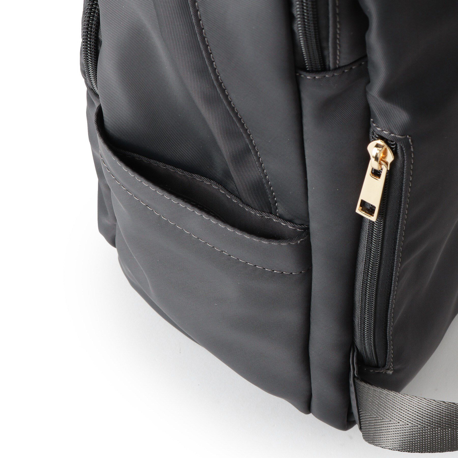 ITS&rsquo;DEMO「撥水13ポケットコンビリュック」|リュック|